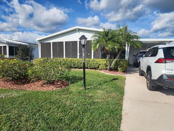 3720 Crabapple Drive, Port St. Lucie, FL 34952