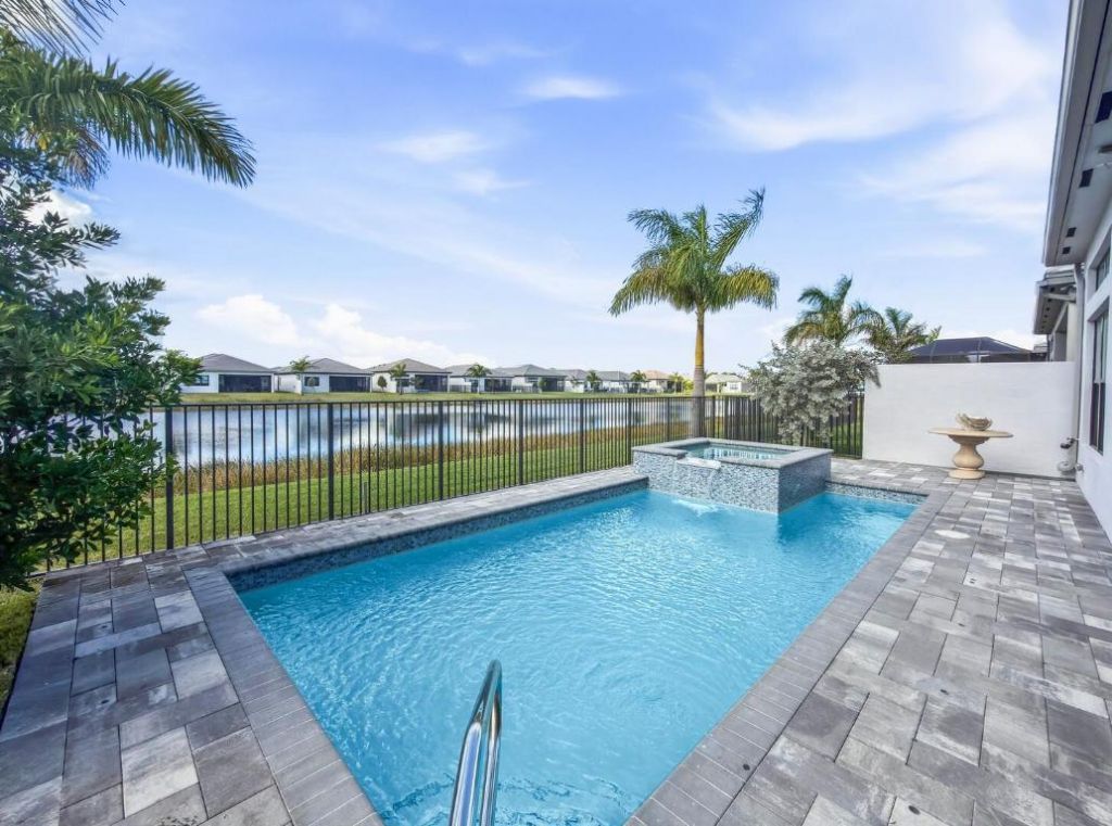 9674 Spruce Woods Drive, Boynton Beach, FL 33473 Photo