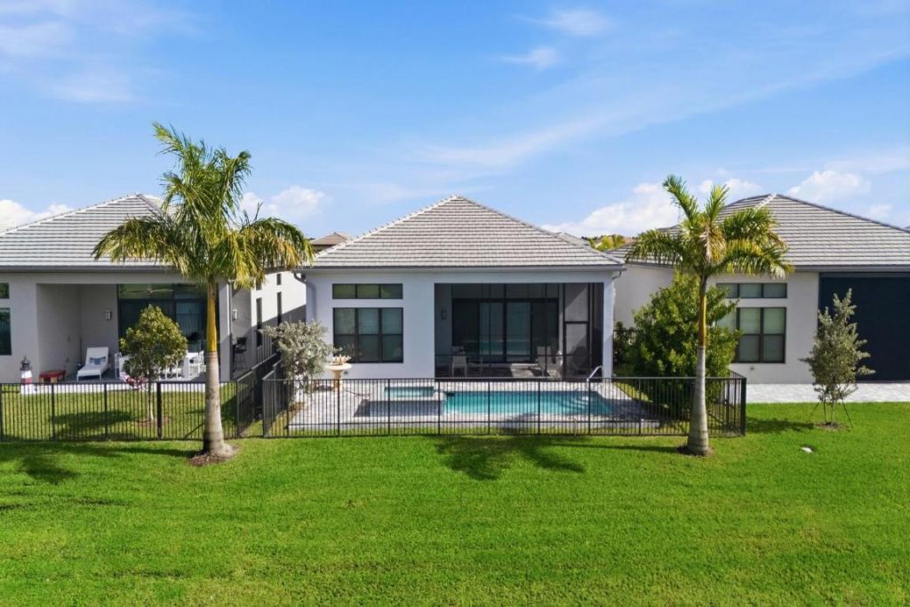 9674 Spruce Woods Drive, Boynton Beach, FL 33473 Photo