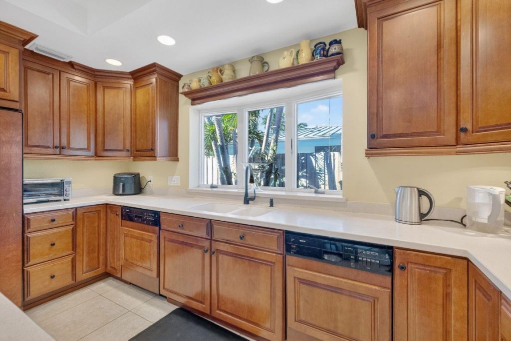 2871 NE 26th Court, Fort Lauderdale, FL 33306 Photo