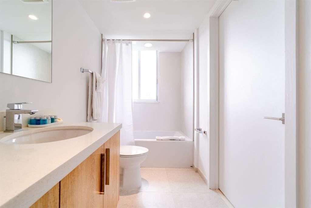 1100 100th Street, Unit 502, Bay Harbor Islands, FL 33154 Photo