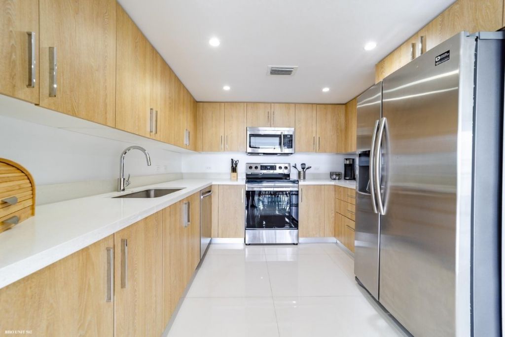 1100 100th Street, Unit 802, Bay Harbor Islands, FL 33154 Photo