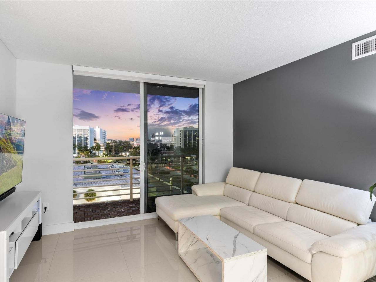 18800 NE 29th Avenue, Unit 704, Aventura, FL 33180 Photo