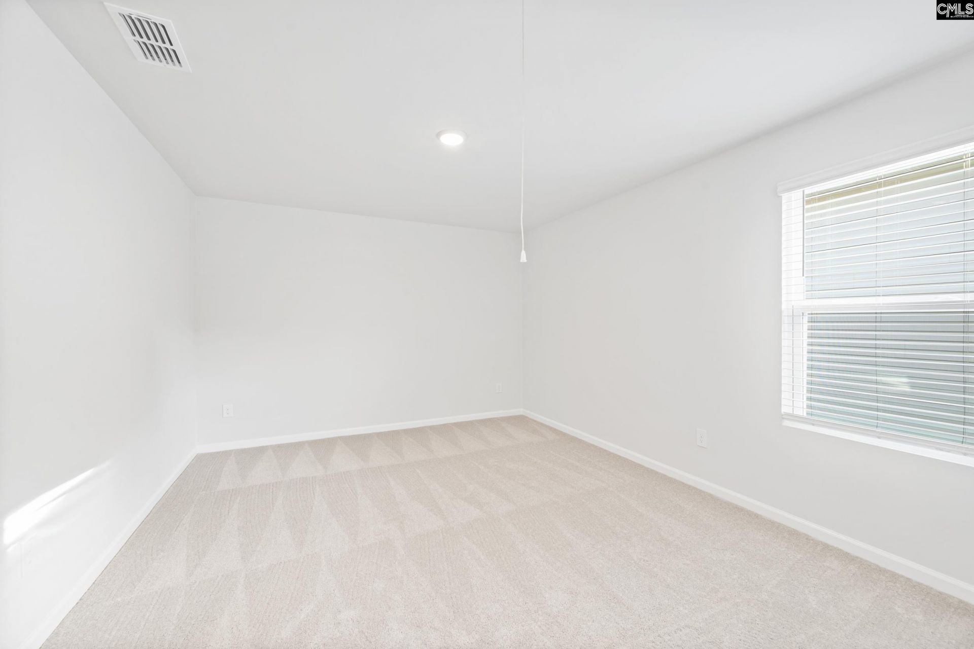 557 Carters Grove Lane Photo 12