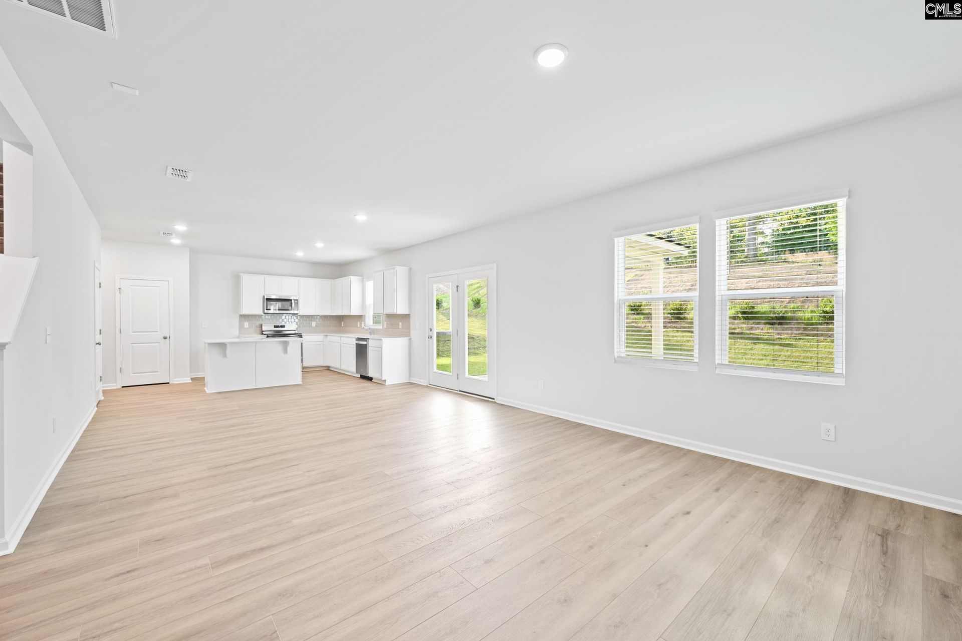 557 Carters Grove Lane Photo 23