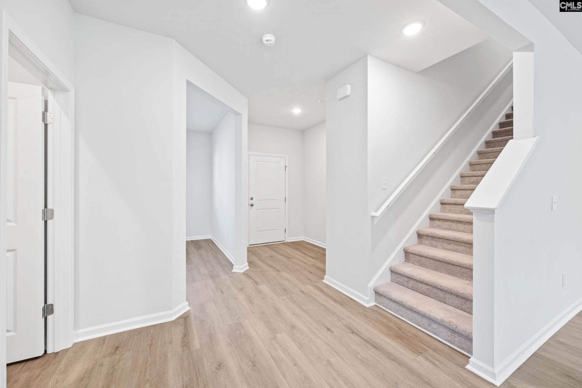557 Carters Grove Lane Photo 25