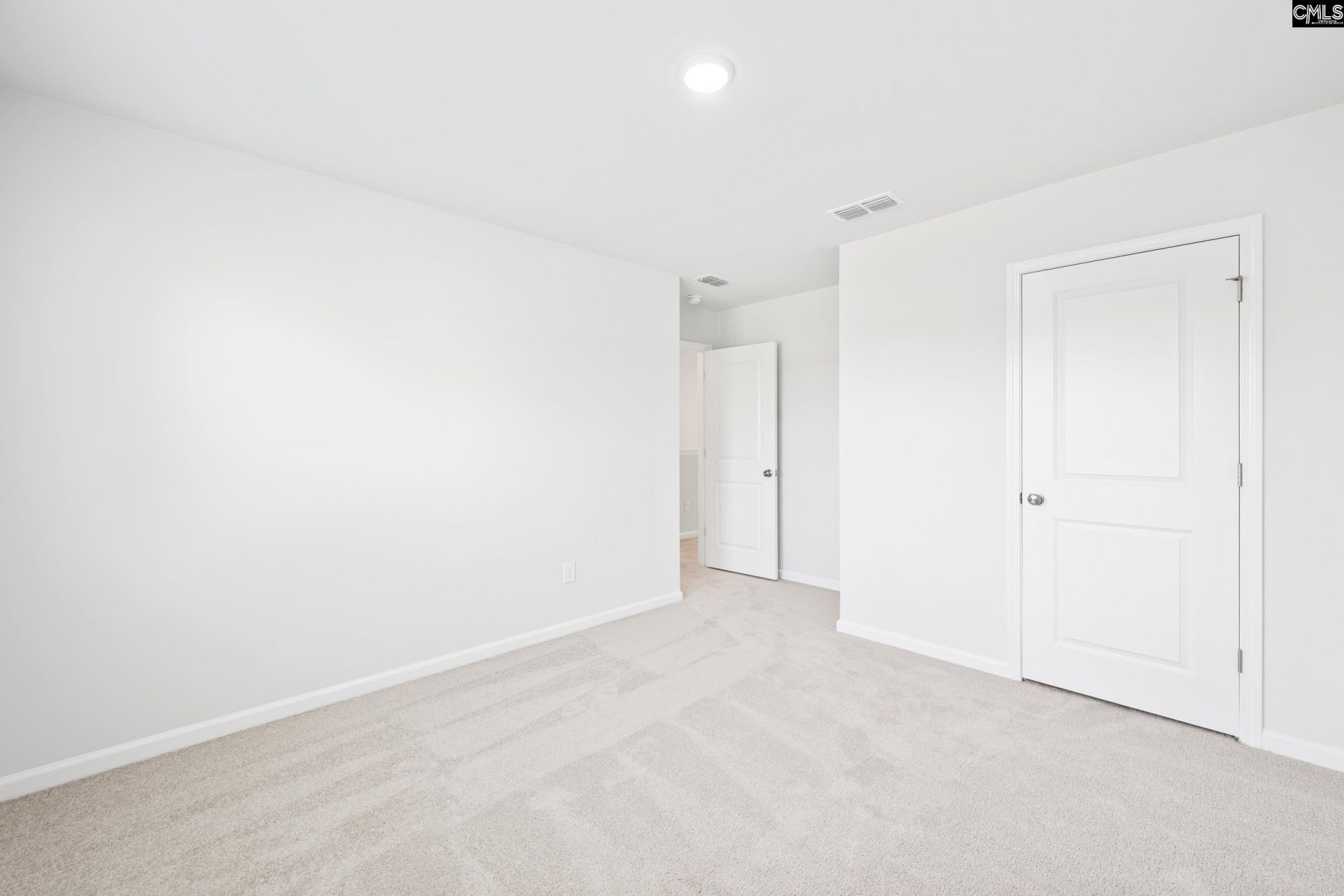 557 Carters Grove Lane Photo 35