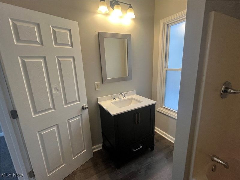 7728 Elton Avenue, Cleveland, OH 44102 Photo 14
