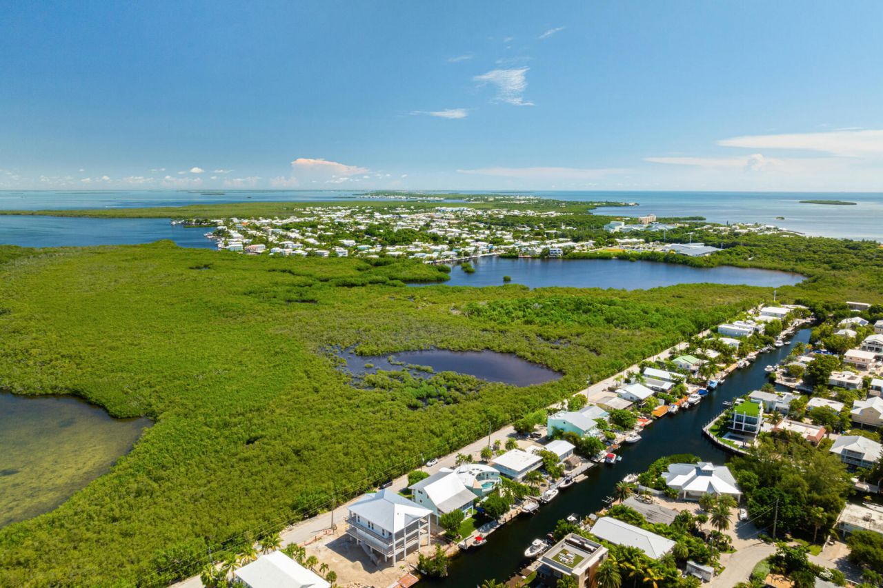 185 Ojibway Avenue, Tavernier, FL 33070 Photo