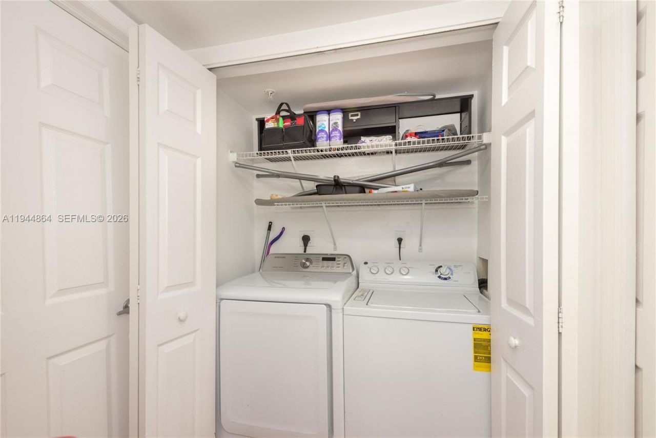 1155 Brickell Bay Dr , Unit 3403, Miami, FL 33131 Photo