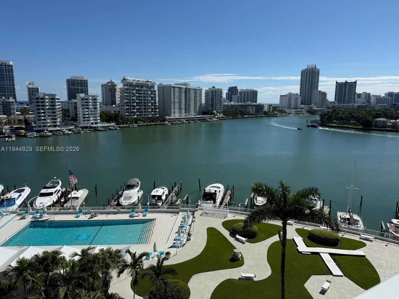 900 Bay Dr, Unit 410, Miami Beach, FL 33141 Photo