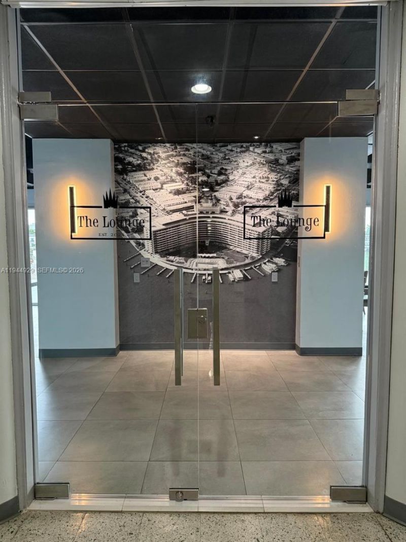 900 Bay Dr, Unit 410, Miami Beach, FL 33141 Photo