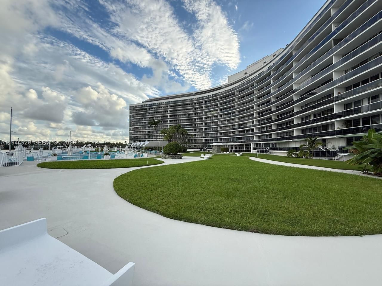 900 Bay Dr, Unit 410, Miami Beach, FL 33141 Photo