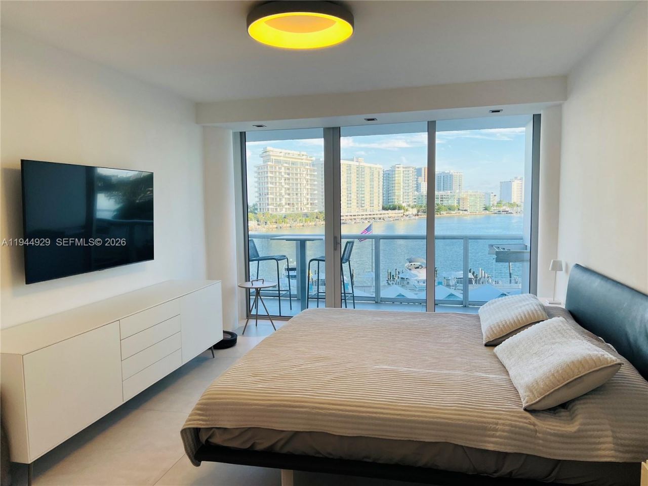 900 Bay Dr, Unit 410, Miami Beach, FL 33141 Photo