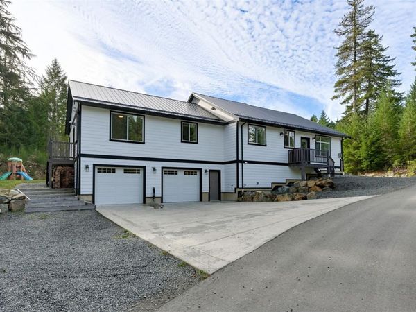 1141 Trailhead Lane, Shawnigan Lake, BC V0R 2W3