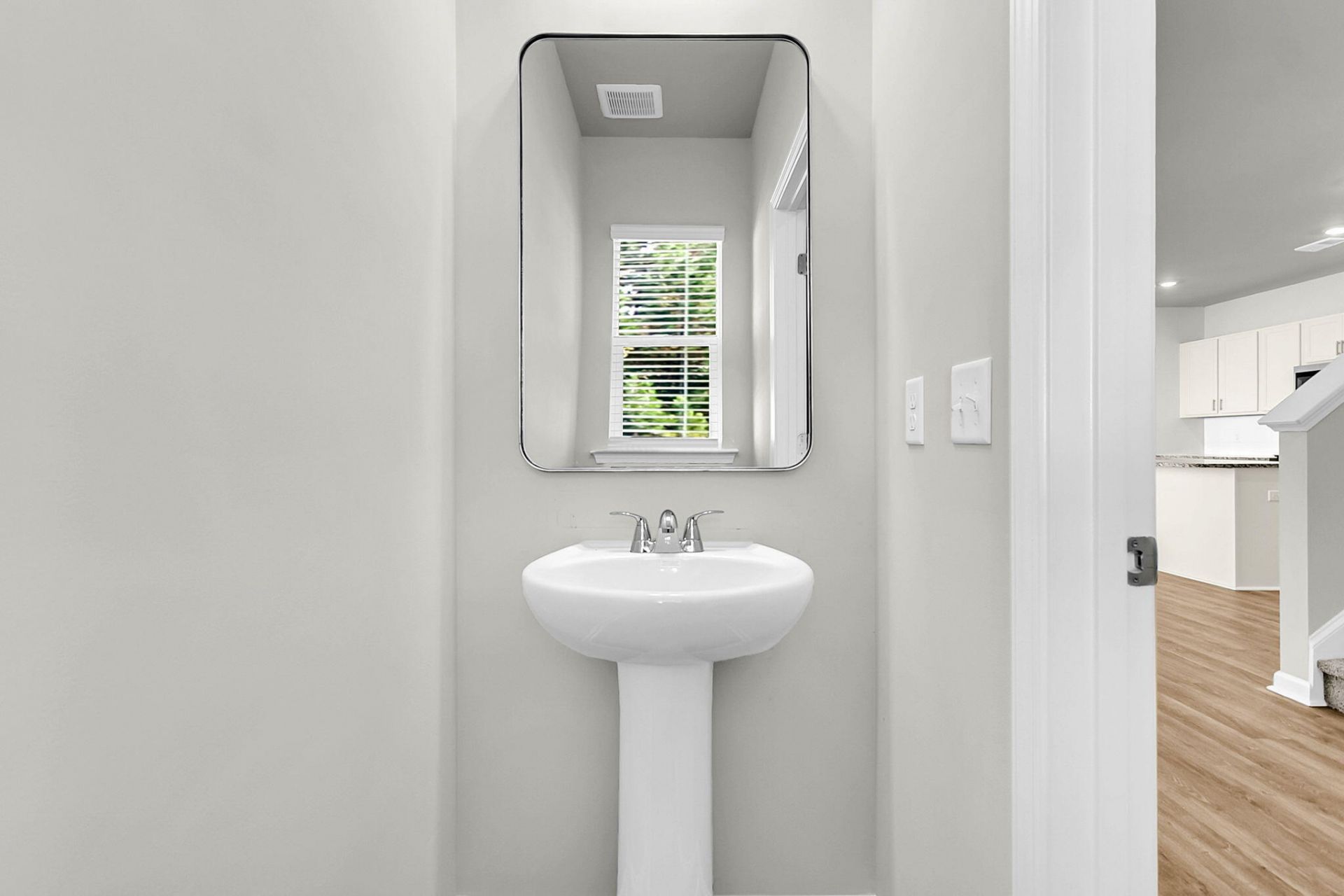 124 Scout Drive Photo 6