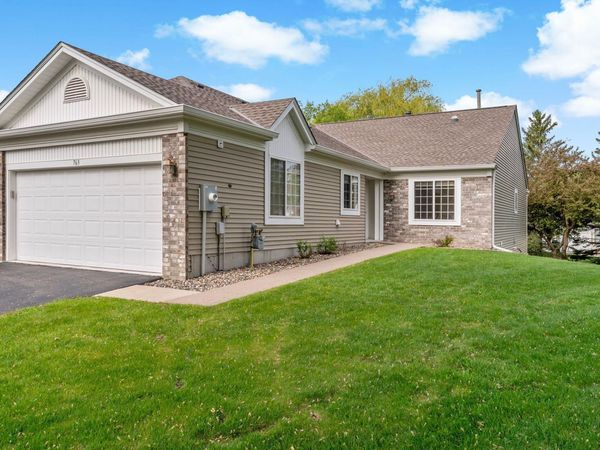 763 Lake Ridge Drive, Woodbury, MN 55129
