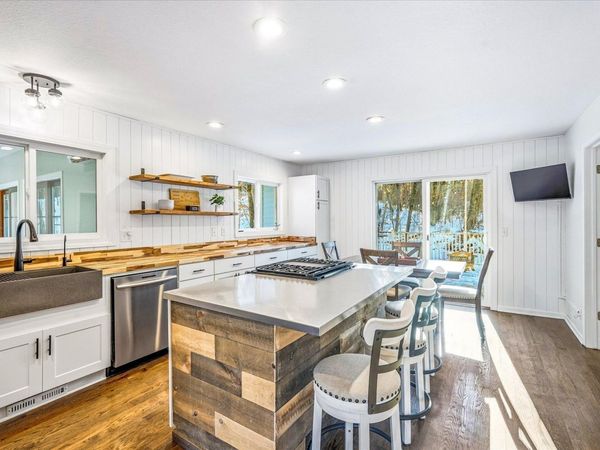 15085 Square Lake Trail N, Stillwater, MN 55082