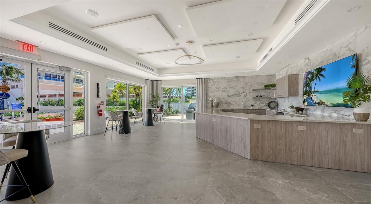 3060 Grand Bay Boulevard, Unit 195, Longboat Key, FL 34228 Photo