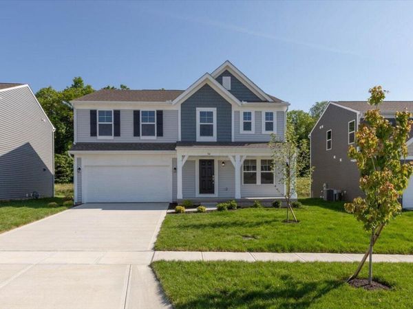 366 Isaac Tharp Street, Pataskala, OH 43062