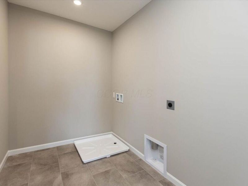 366 Isaac Tharp Street, Pataskala, OH 43062 Photo 24