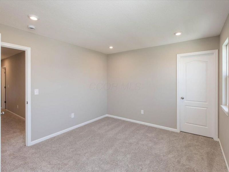 366 Isaac Tharp Street, Pataskala, OH 43062 Photo 26