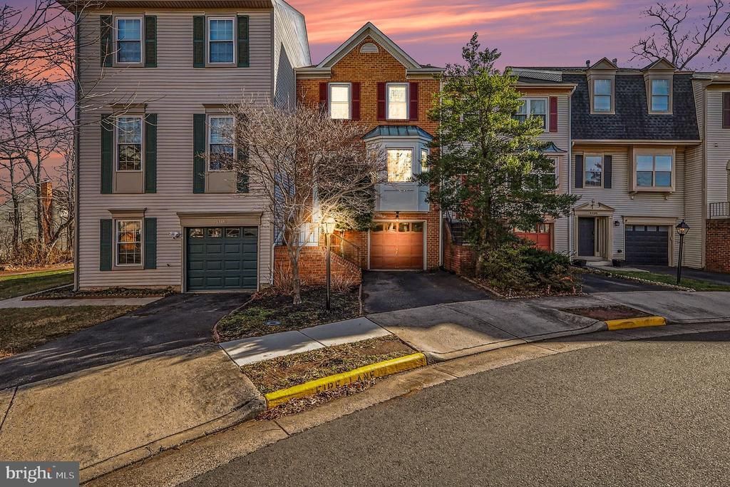 44102 Gala Circle, Ashburn, VA 20147 Main Photo