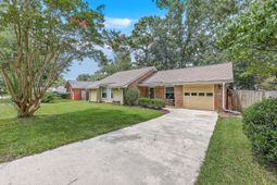 205 Kirksey Drive photo 4