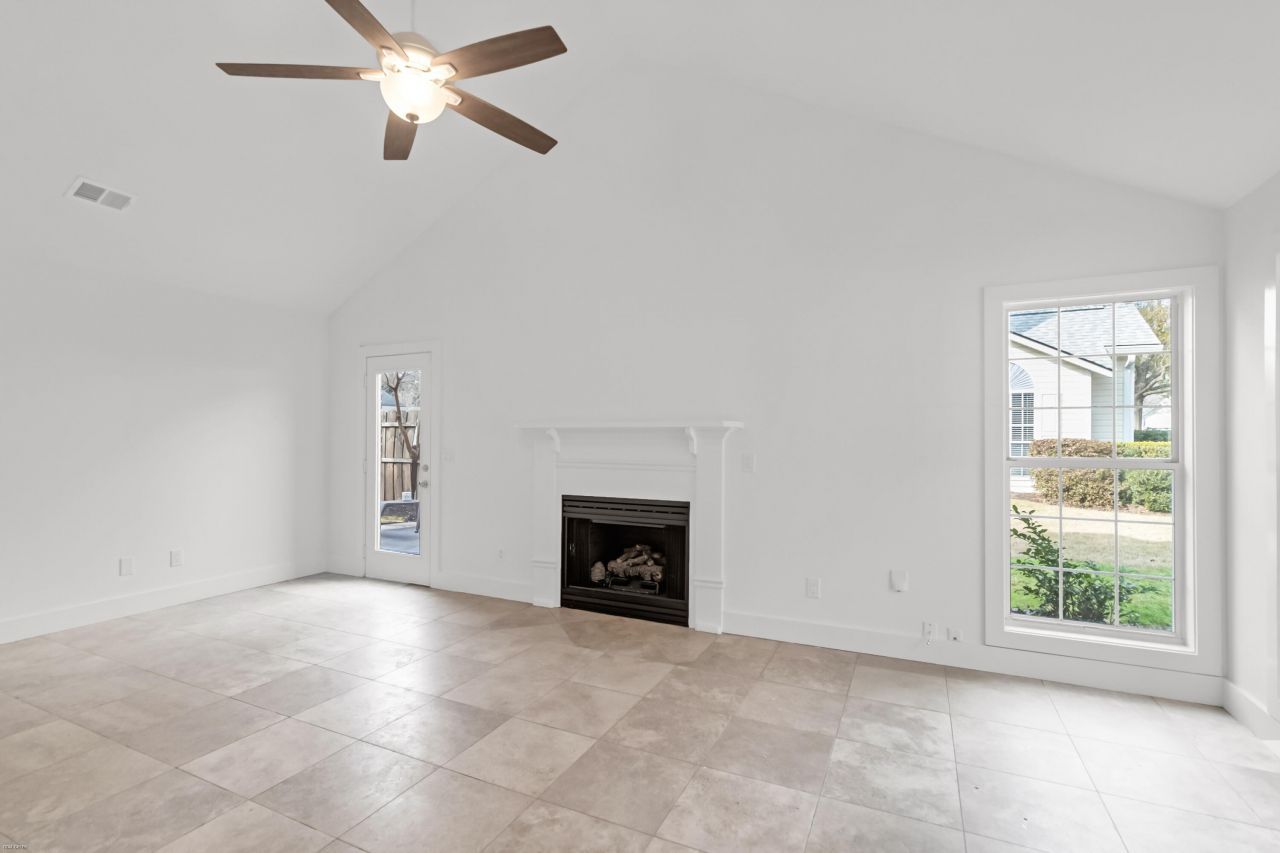 1368 Thayer Hall Drive Photo 10