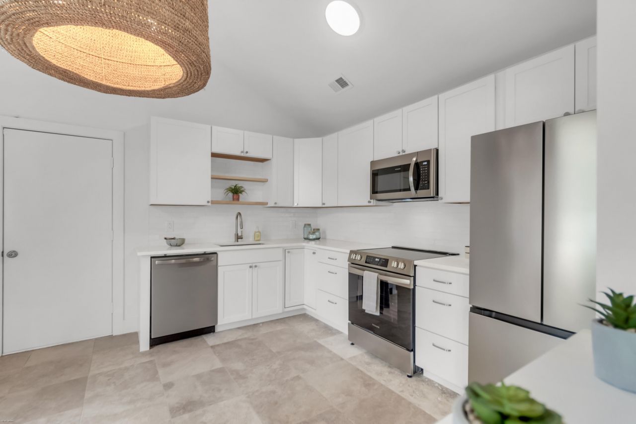 1368 Thayer Hall Drive Photo 12