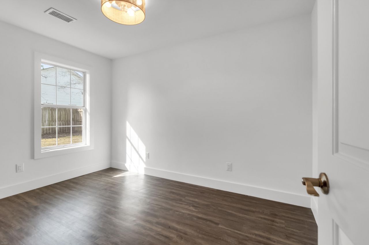 1368 Thayer Hall Drive Photo 19