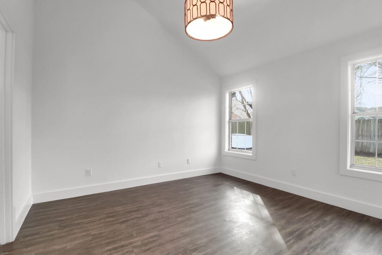 1368 Thayer Hall Drive Photo 27