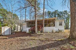 1046 Blacksgate East Road photo 4