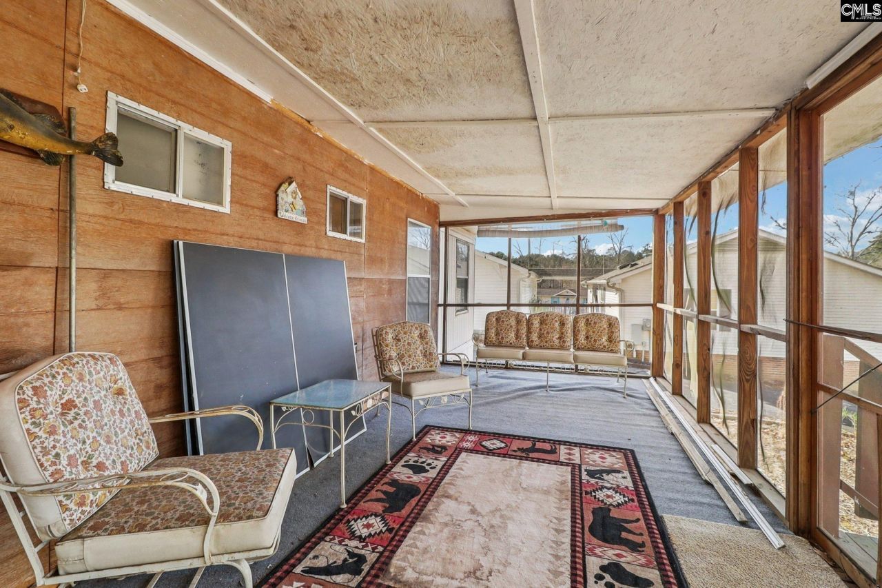 1046 Blacksgate East Road Photo 31