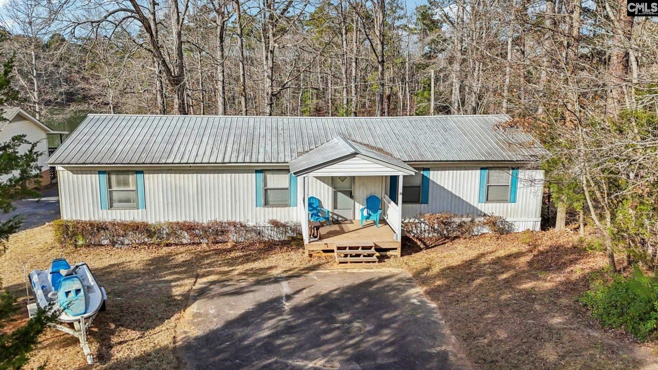 1046 Blacksgate East Road Photo 35