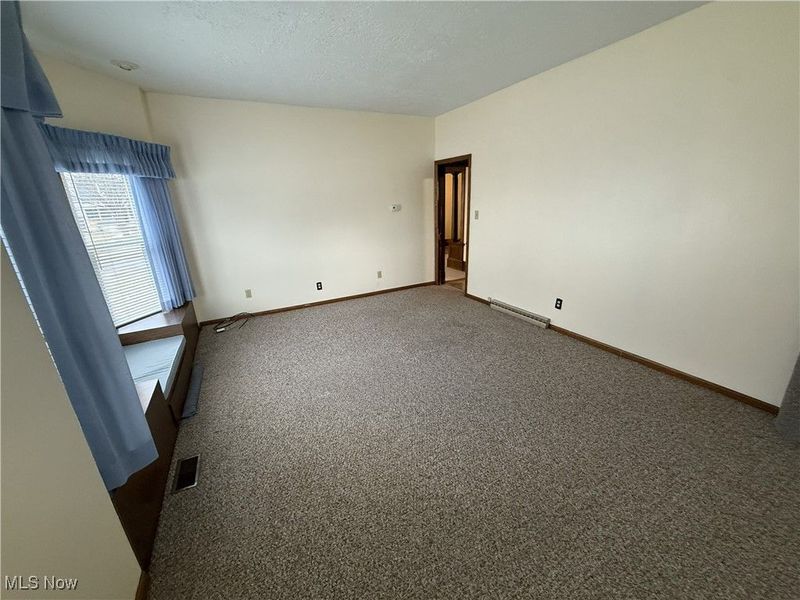 639 4th Street NW, New Philadelphia, OH 44663 Photo 10