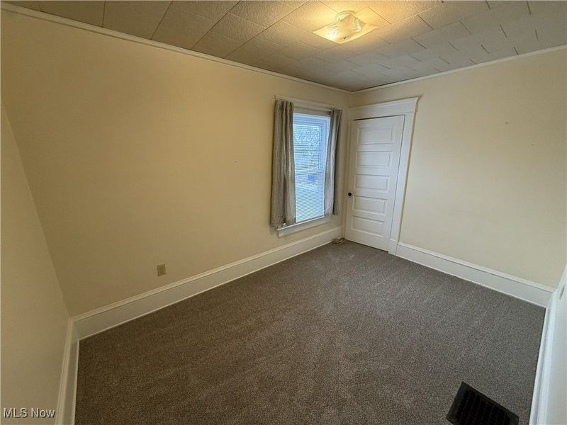 639 4th Street NW, New Philadelphia, OH 44663 Photo 28