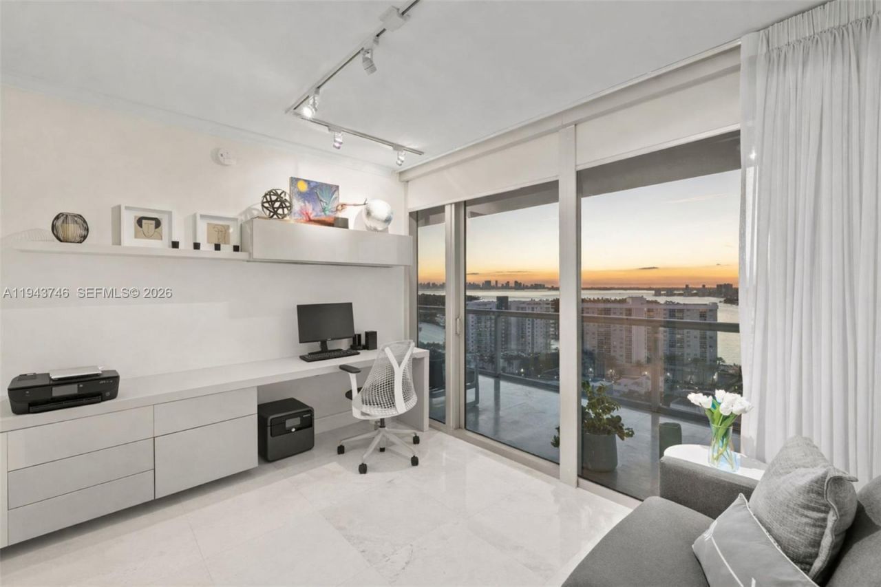 6799 Collins Ave , Unit CPH06, Miami Beach, FL 33141 Photo