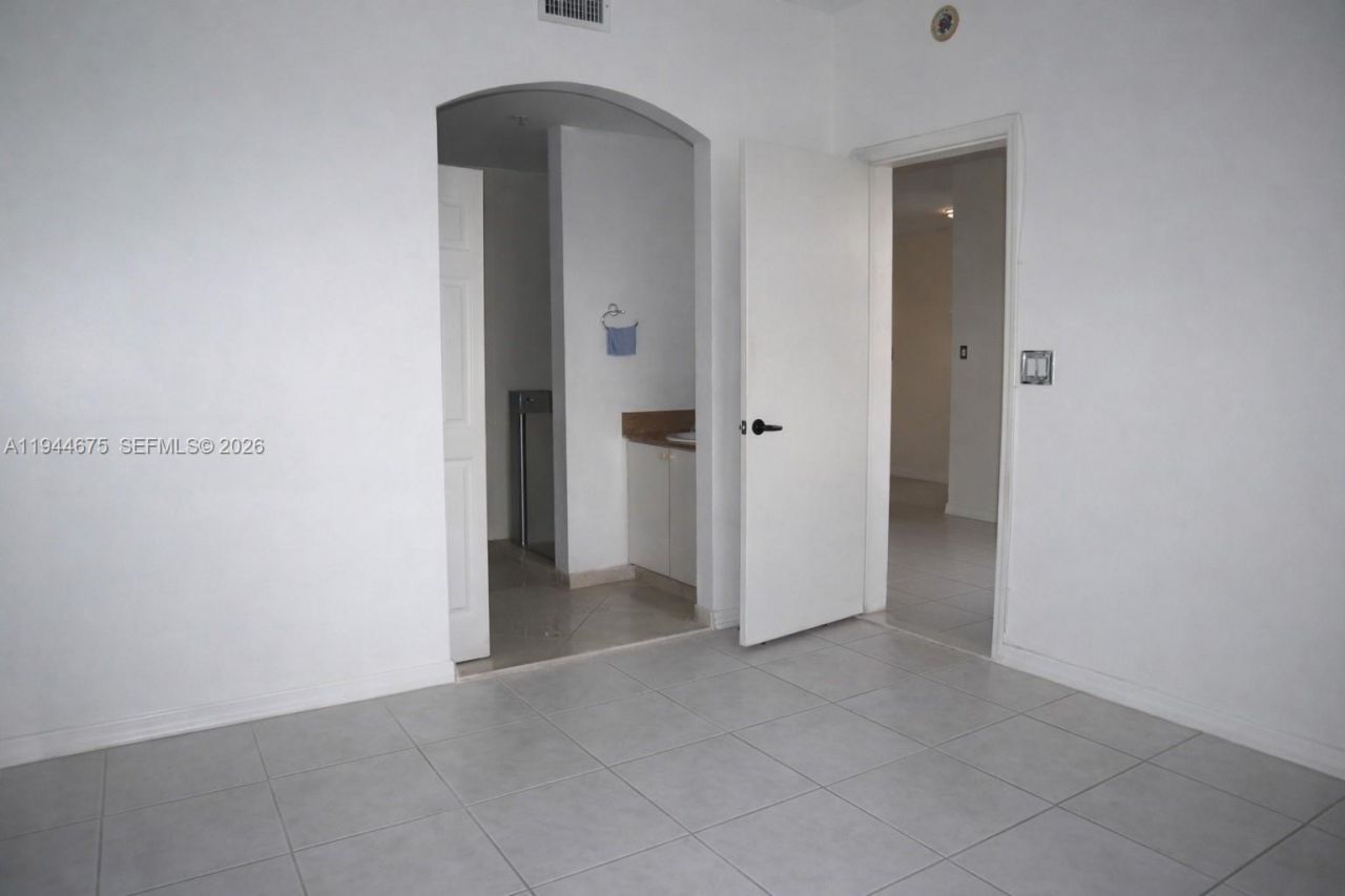 6440 NW 114th Ave, Unit 437, Doral, FL 33178 Photo