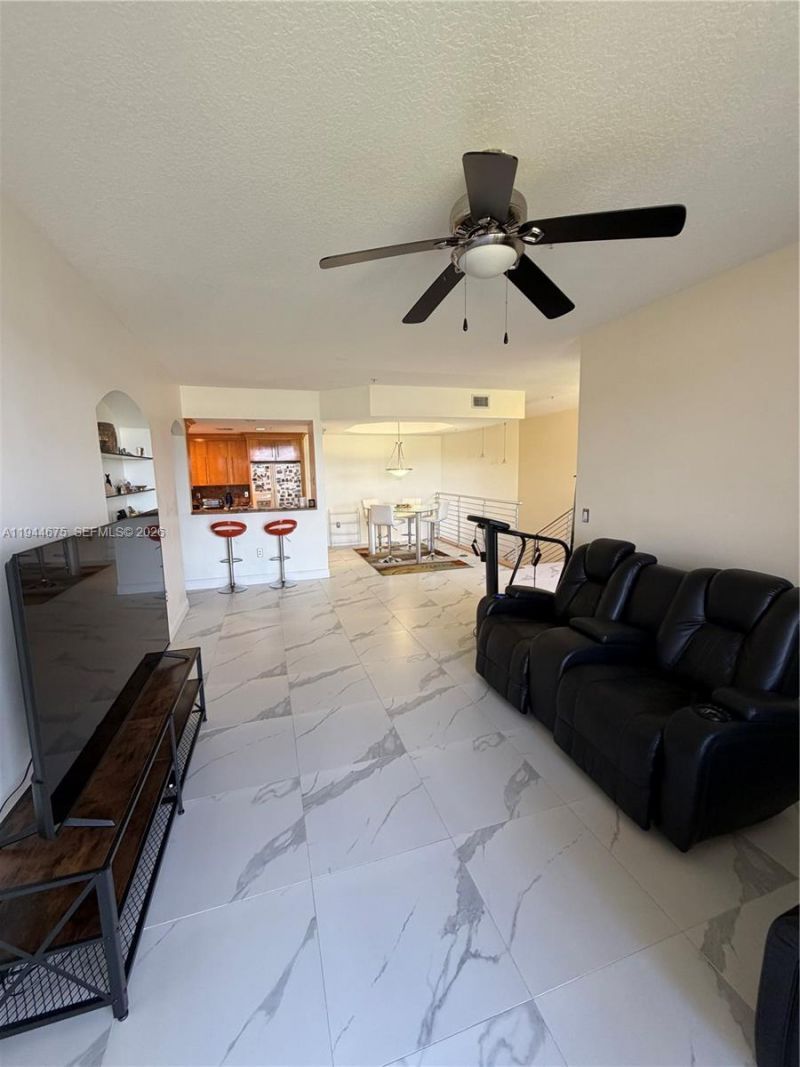 6440 NW 114th Ave, Unit 437, Doral, FL 33178 Photo