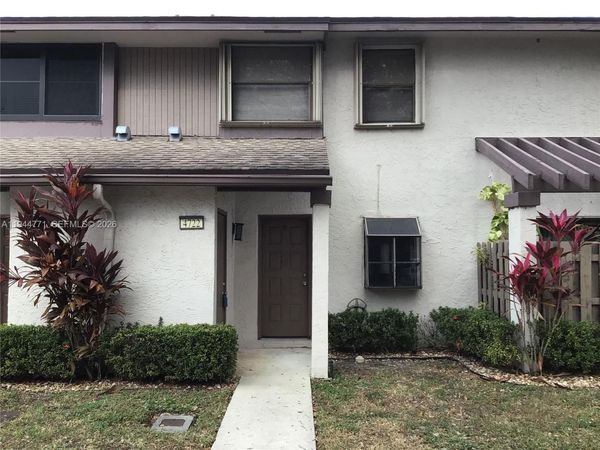 4722 NW 82nd Ave, Unit 1704, Lauderhill, FL 33351