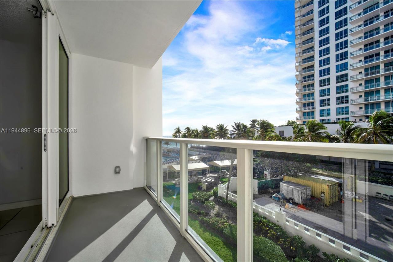 3505 S Ocean Dr, Unit 318, Hollywood, FL 33019 Photo
