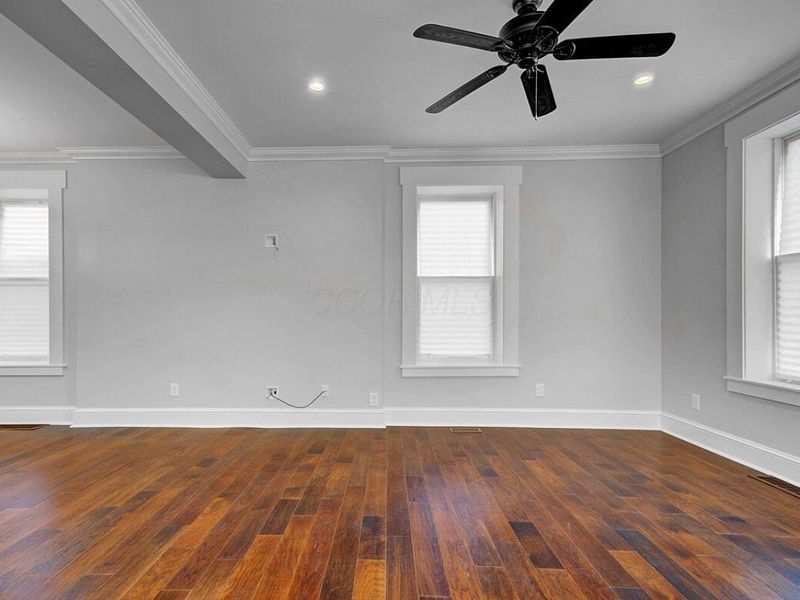 717 S 3rd Street, Columbus, OH 43206 Photo 4