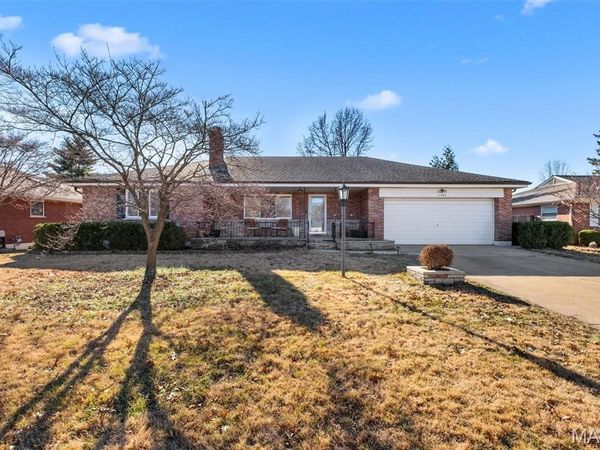 11842 Sunlind, Sunset Hills, MO 63127