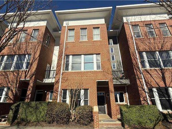 745 Fountainhead Lane, Unit 132, Atlanta, GA 30324