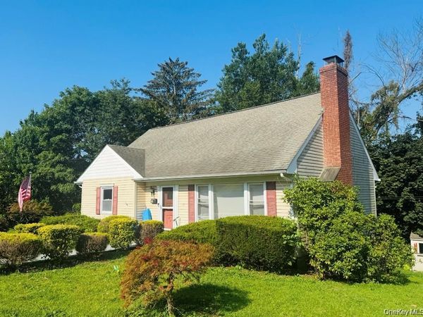 29 S Mortimer Avenue, Elmsford, NY 10523