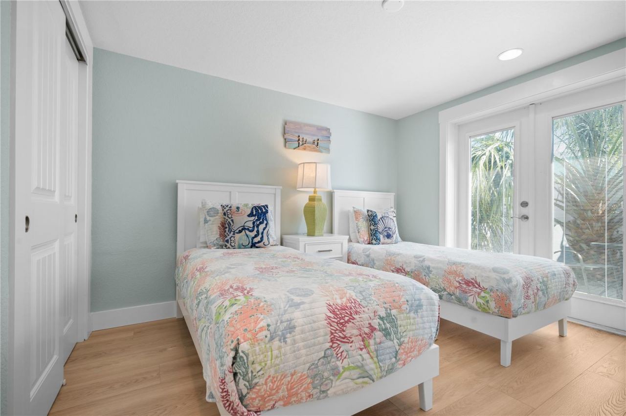 3007 Avenue E, Unit A, Holmes Beach, FL 34217 Photo