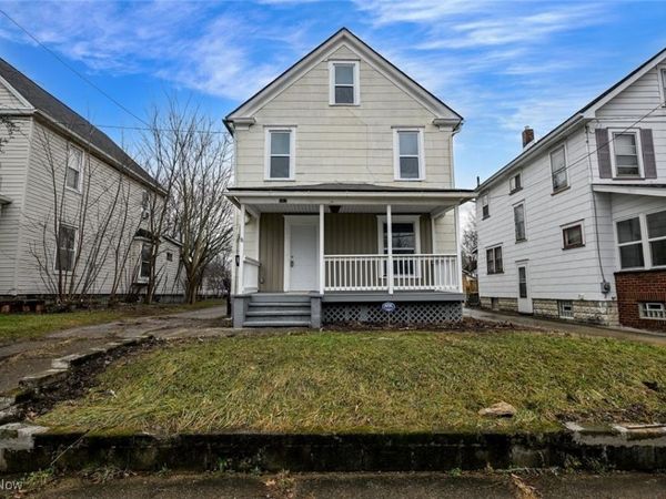 667 Elma Street, Akron, OH 44310