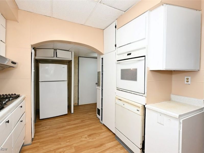 667 Elma Street, Akron, OH 44310 Photo 20