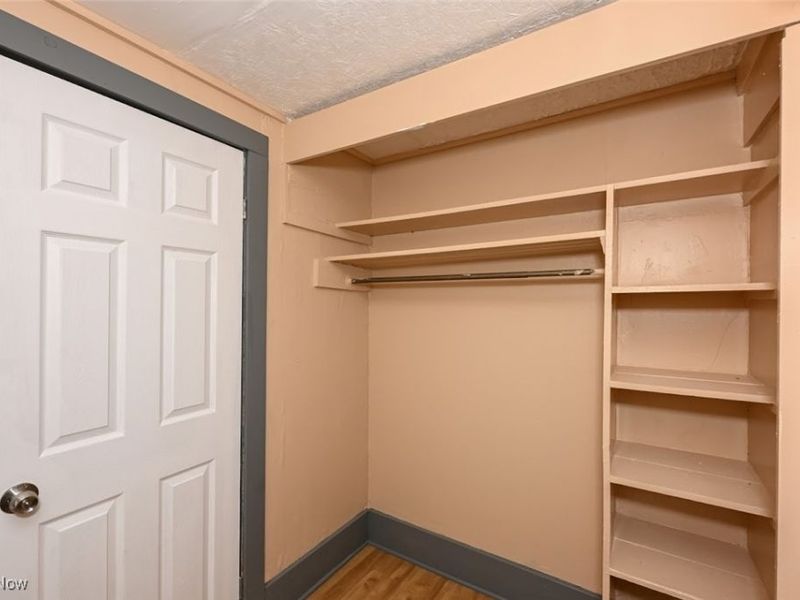 667 Elma Street, Akron, OH 44310 Photo 29